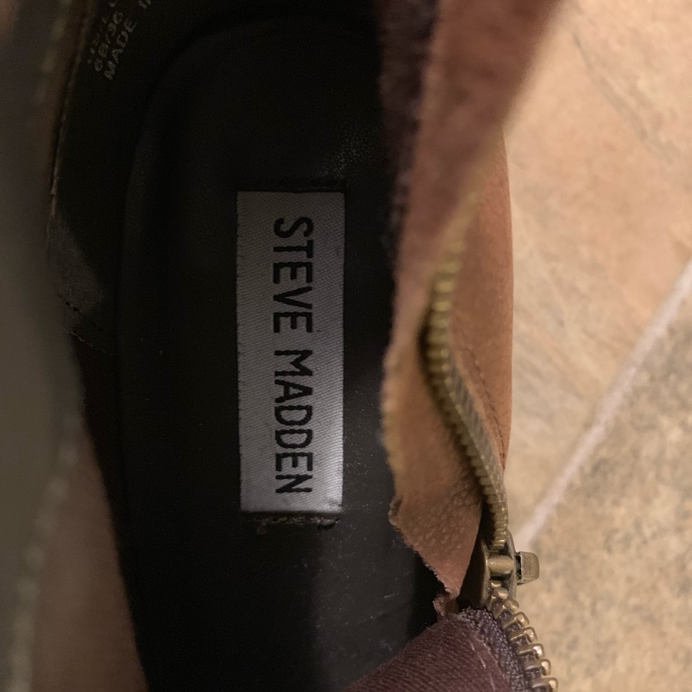 Steve Madden booties size 6 - Picture 3 of 4